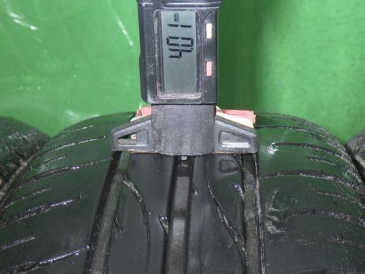 563678001　　クリックすると、もっと大きい画像を表示