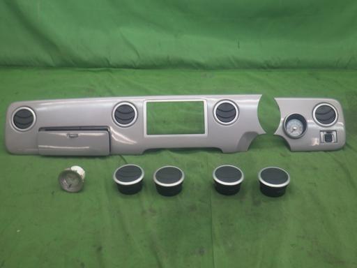 564789003　　クリックすると、もっと大きい画像を表示