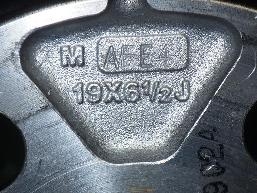 565811001　　クリックすると、もっと大きい画像を表示