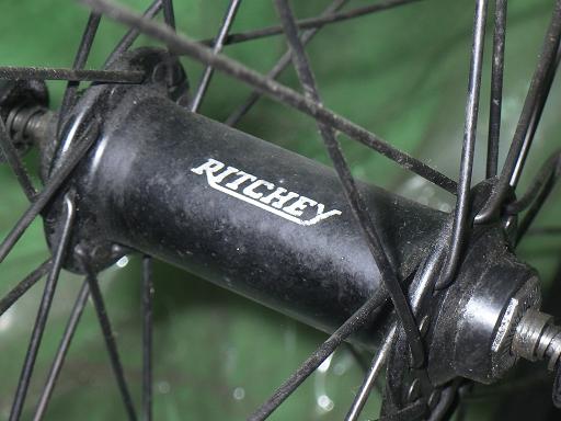 565858003　　クリックすると、もっと大きい画像を表示