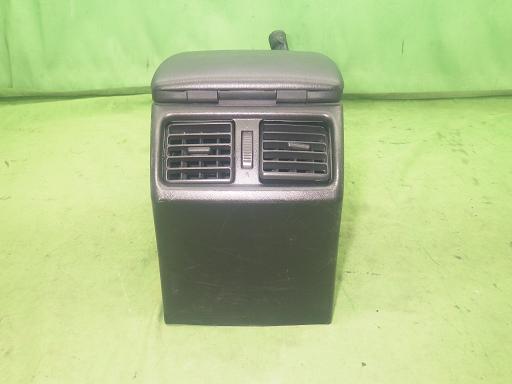 565919001　　クリックすると、もっと大きい画像を表示