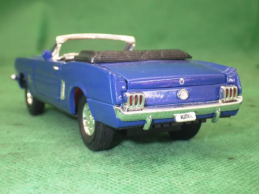 510318016　　クリックすると、もっと大きい画像を表示