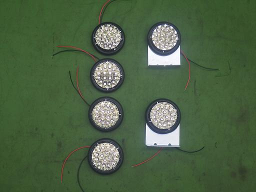 564611003　　クリックすると、もっと大きい画像を表示