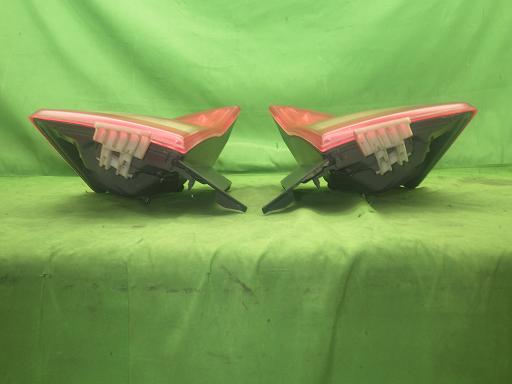 564801005　　クリックすると、もっと大きい画像を表示