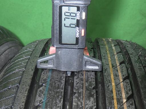 564860001　　クリックすると、もっと大きい画像を表示