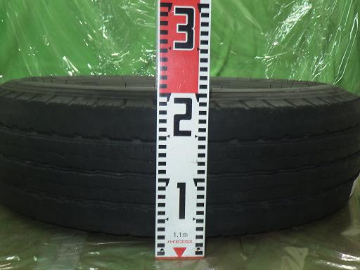 564908002　　クリックすると、もっと大きい画像を表示