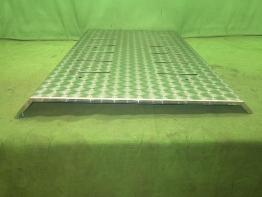 565241001　　クリックすると、もっと大きい画像を表示