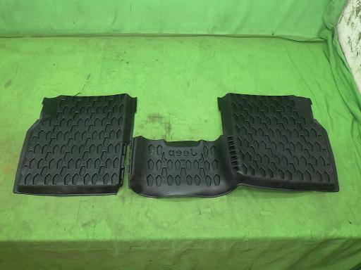 565258005　　クリックすると、もっと大きい画像を表示