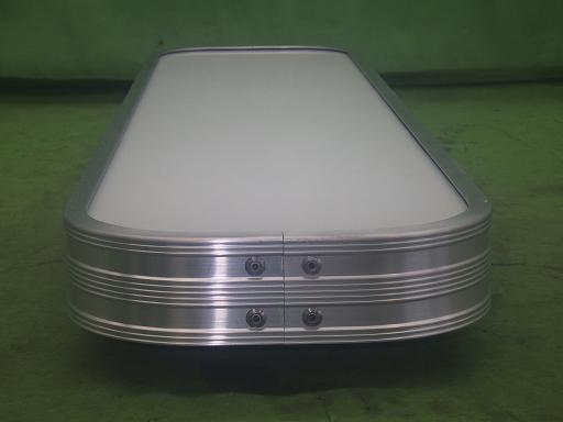 565781003　　クリックすると、もっと大きい画像を表示