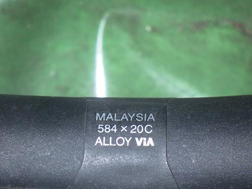 565782003　　クリックすると、もっと大きい画像を表示