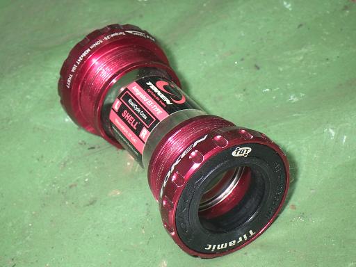 565782005　　クリックすると、もっと大きい画像を表示