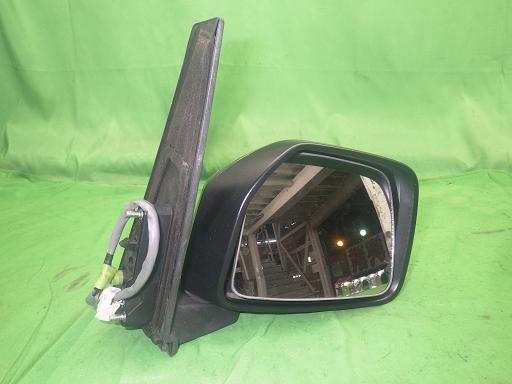 561260005　　クリックすると、もっと大きい画像を表示