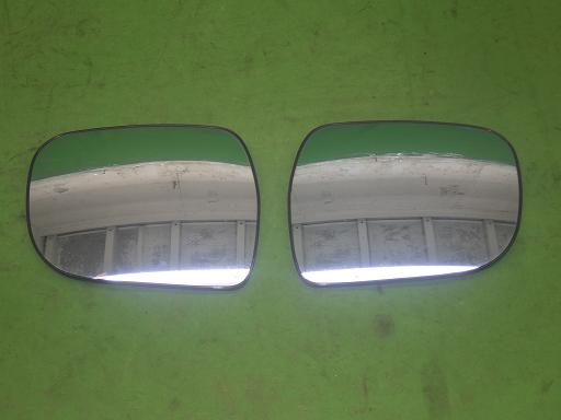 561685001　　クリックすると、もっと大きい画像を表示