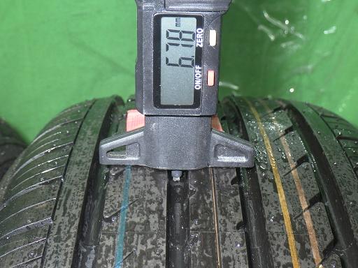 564860001　　クリックすると、もっと大きい画像を表示