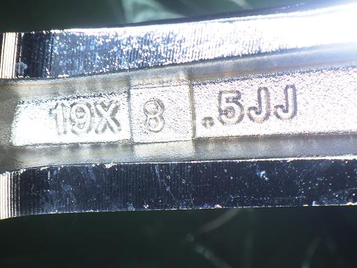 565481003　　クリックすると、もっと大きい画像を表示