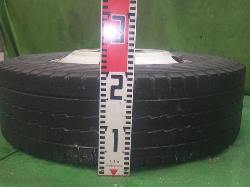 565758003　　クリックすると、もっと大きい画像を表示