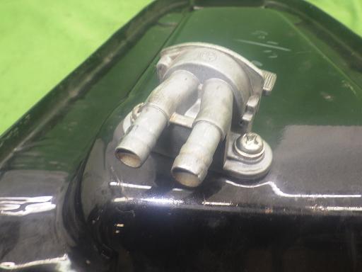 565843004　　クリックすると、もっと大きい画像を表示