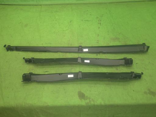 565894003　　クリックすると、もっと大きい画像を表示