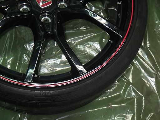 564722001　　クリックすると、もっと大きい画像を表示