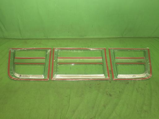 565215001　　クリックすると、もっと大きい画像を表示