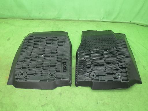 565258005　　クリックすると、もっと大きい画像を表示