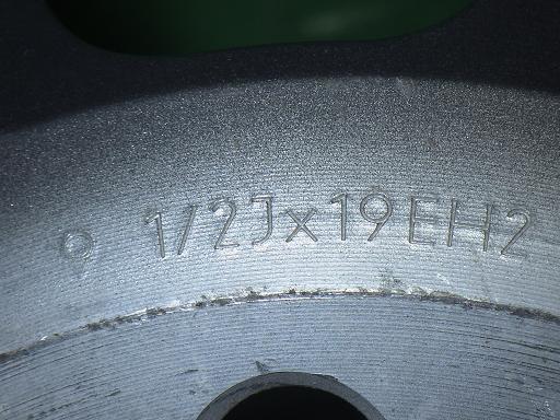 565481003　　クリックすると、もっと大きい画像を表示