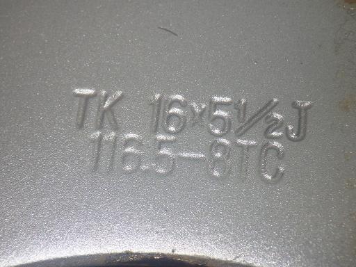 565758003　　クリックすると、もっと大きい画像を表示