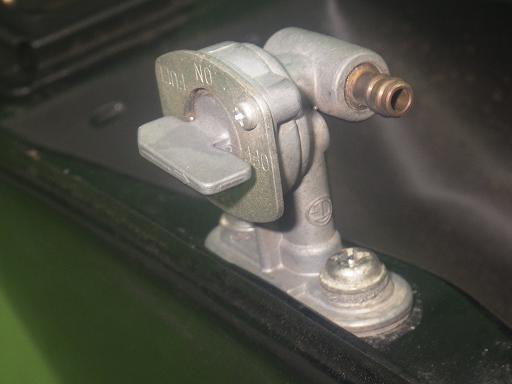 565843001　　クリックすると、もっと大きい画像を表示