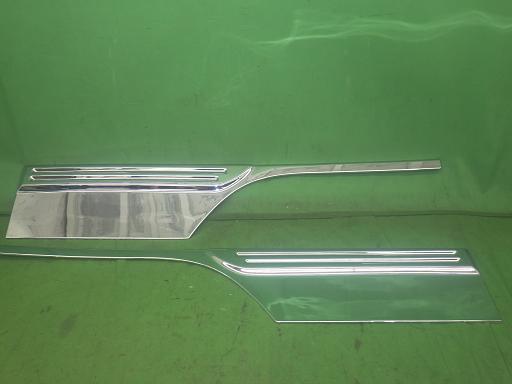 565844004　　クリックすると、もっと大きい画像を表示