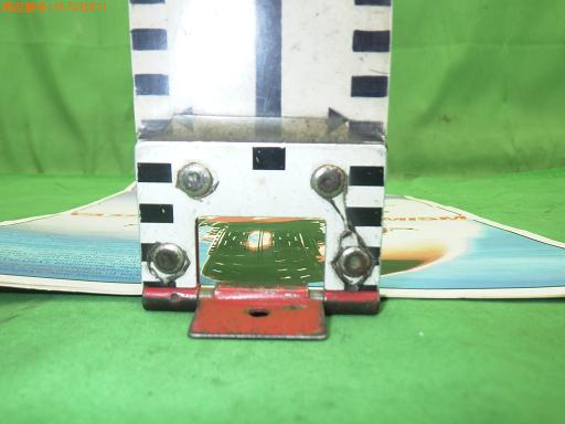 557096011　　クリックすると、もっと大きい画像を表示