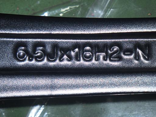 564562001　　クリックすると、もっと大きい画像を表示