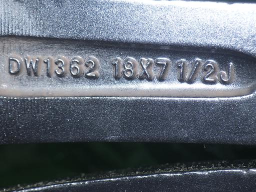 564573001　　クリックすると、もっと大きい画像を表示