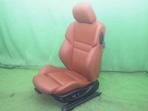 565481008　　クリックすると、もっと大きい画像を表示