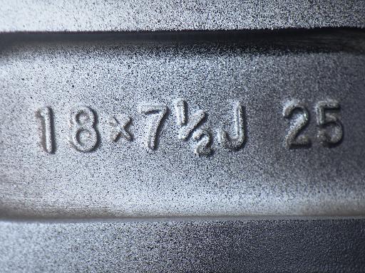 565816001　　クリックすると、もっと大きい画像を表示