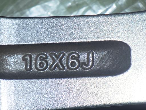 565895001　　クリックすると、もっと大きい画像を表示