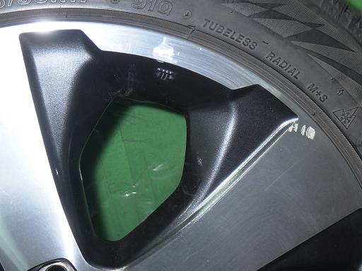 565895010　　クリックすると、もっと大きい画像を表示