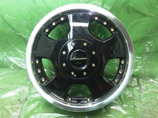 561121003　　クリックすると、もっと大きい画像を表示