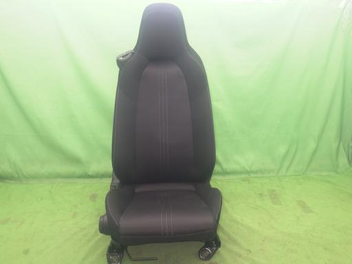 564034001　　クリックすると、もっと大きい画像を表示