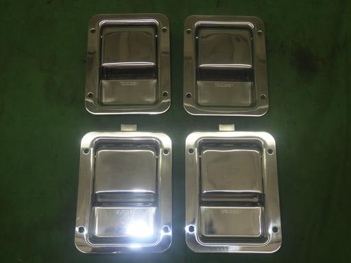 564136008　　クリックすると、もっと大きい画像を表示