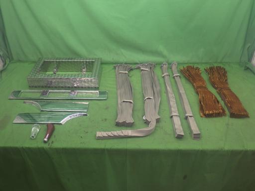 564253001　　クリックすると、もっと大きい画像を表示