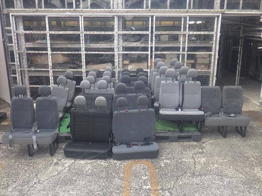 564828001　　クリックすると、もっと大きい画像を表示