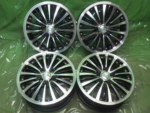 565774002　　クリックすると、もっと大きい画像を表示