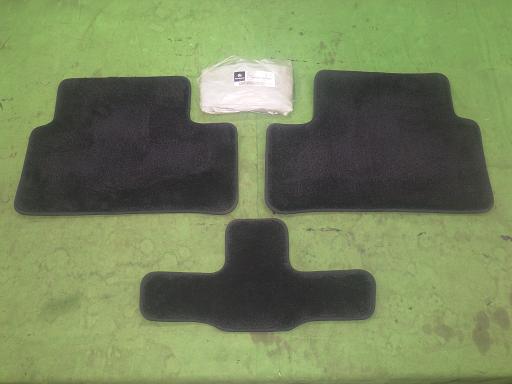 566068010　　クリックすると、もっと大きい画像を表示