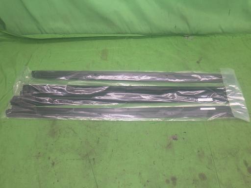 564289001　　クリックすると、もっと大きい画像を表示