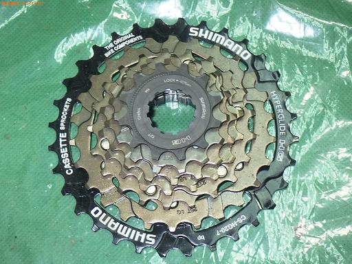 559748002　　クリックすると、もっと大きい画像を表示