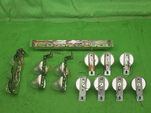 561674001　　クリックすると、もっと大きい画像を表示