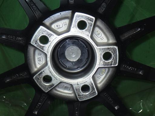 565894004　　クリックすると、もっと大きい画像を表示