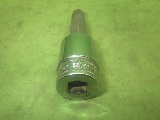 566068008　　クリックすると、もっと大きい画像を表示