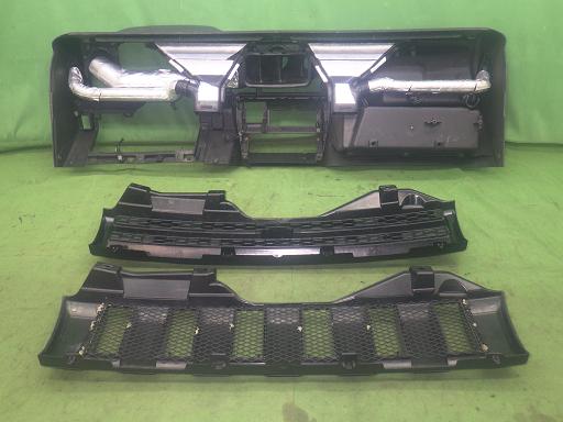 566074001　　クリックすると、もっと大きい画像を表示