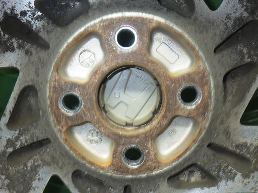 565944001　　クリックすると、もっと大きい画像を表示